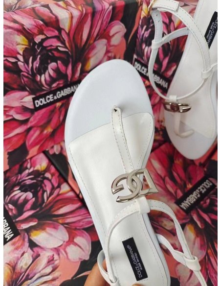 Cheap Reps Dolce Gabbana DG Thong Sandals In White Patent Leather