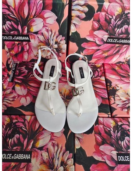 Cheap Reps Dolce Gabbana DG Thong Sandals In White Patent Leather