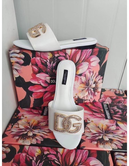Cheap Reps Dolce Gabbana White Slides with Rhinestone DG Logo