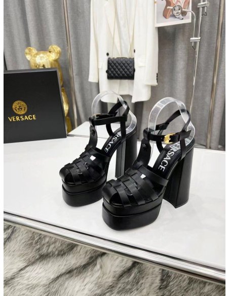 Cheap Reps Versace La Medusa Platform Sandals In Black Calfskin
