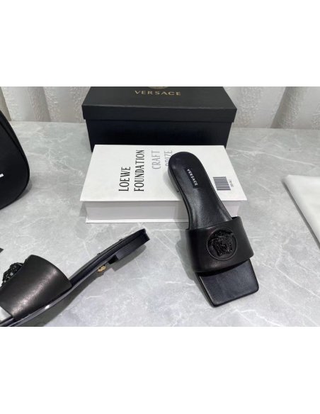 Cheap Reps Versace La Medusa Slides In Black Calfskin
