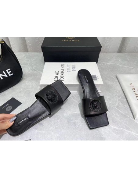 Cheap Reps Versace La Medusa Slides In Black Calfskin