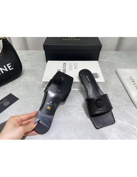 Cheap Reps Versace La Medusa Slides In Black Calfskin