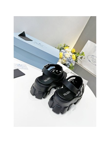 Cheap Reps Prada Foam Sandals in Black Rubber