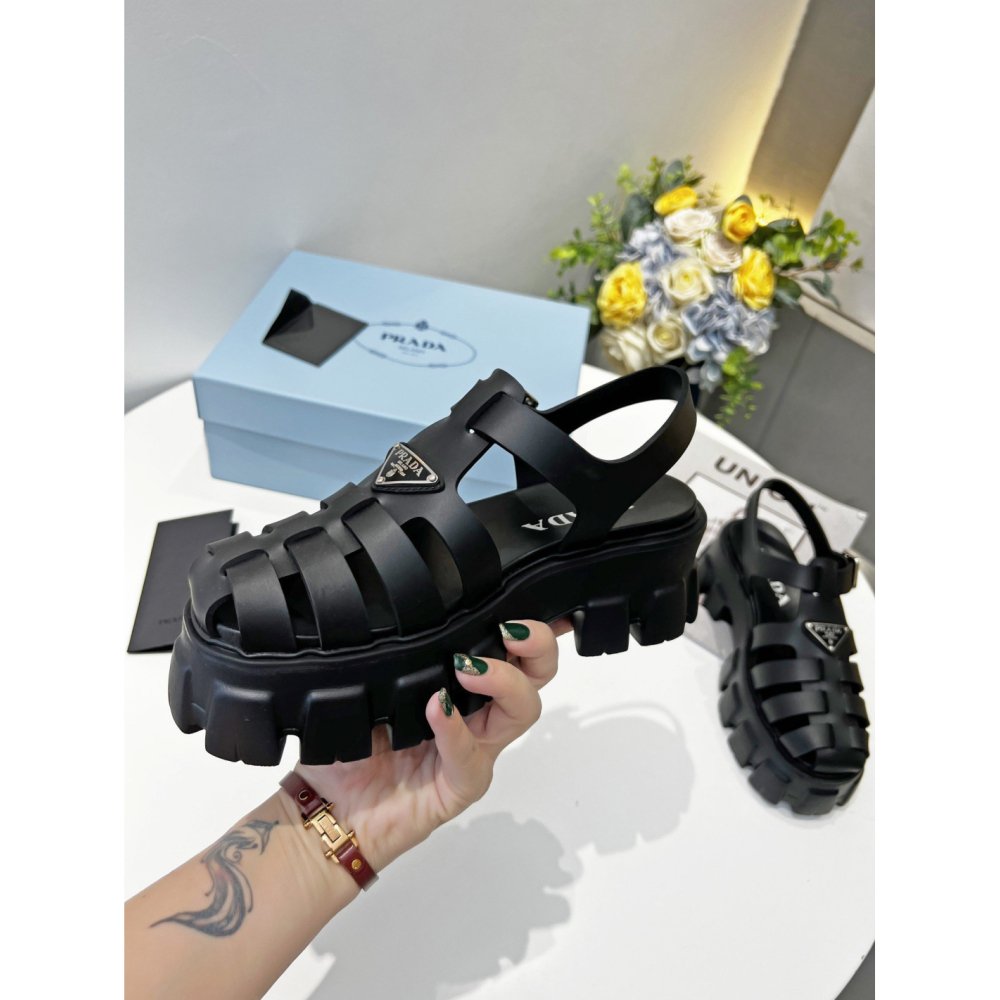 Cheap Reps Prada Foam Sandals in Black Rubber