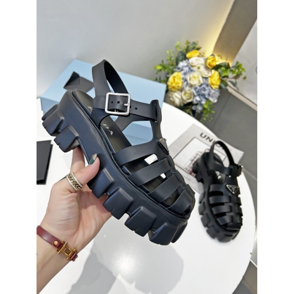 Cheap Reps Prada Foam Sandals in Black Rubber