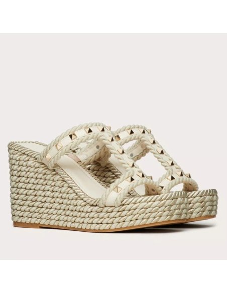Cheap Reps Valentino Garavani Rockstud Wedge Sandals in White Calfskin