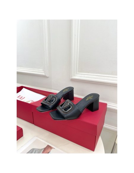 Cheap Reps Valentino VLogo Cut-out Slide Sandals 60mm in Black Leather