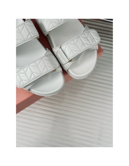 Cheap Reps Miu Miu Womens Sandals in White Matelasse Nappa Leather