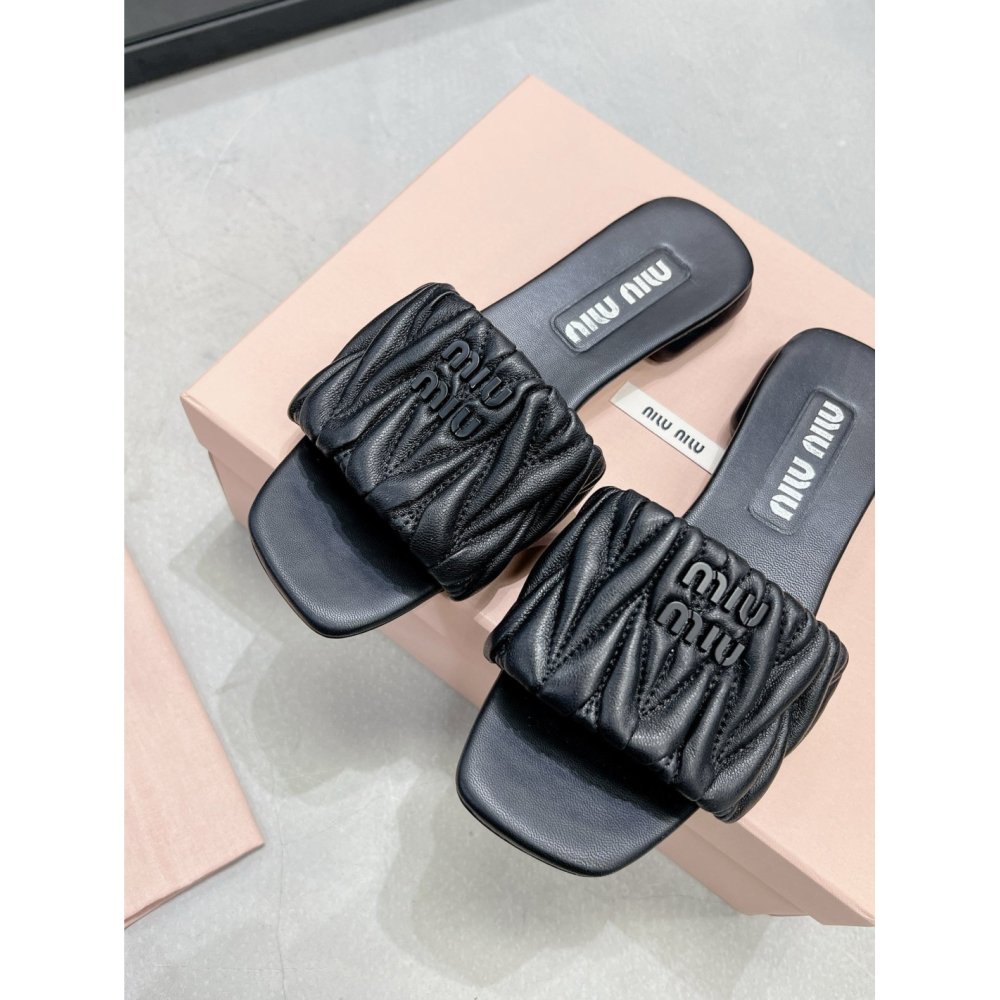 Cheap Reps Miu Miu Womens Slides in Black Matelasse Nappa Leather