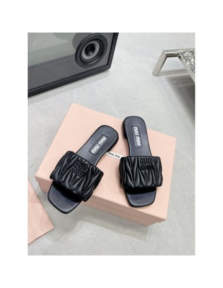 Cheap Reps Miu Miu Womens Slides in Black Matelasse Nappa Leather
