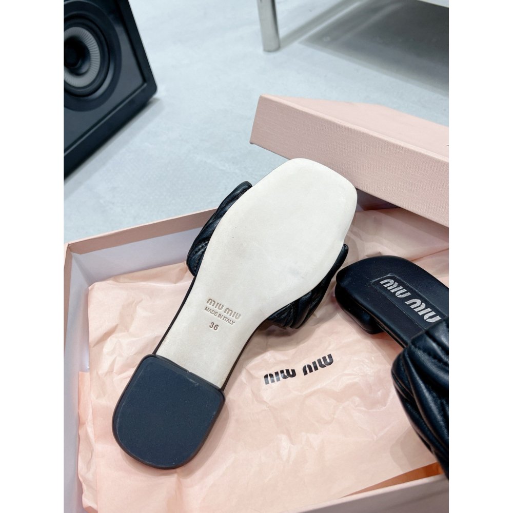 Cheap Reps Miu Miu Womens Slides in Black Matelasse Nappa Leather