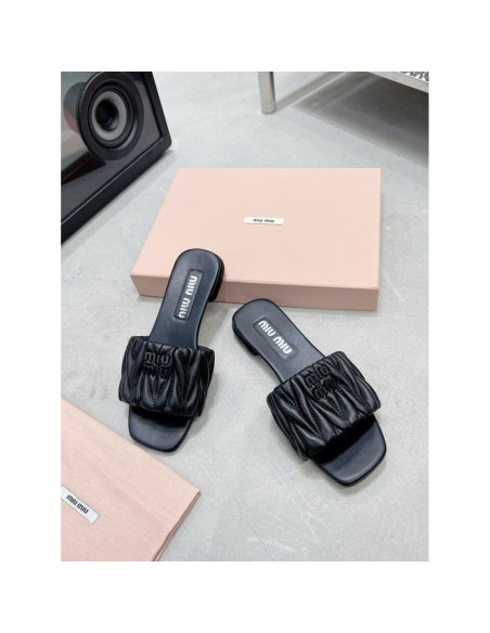 Cheap Reps Miu Miu Womens Slides in Black Matelasse Nappa Leather