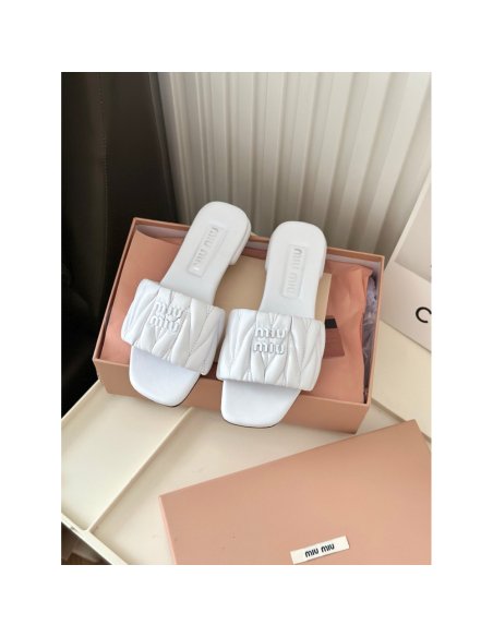 Cheap Reps Miu Miu Womens Slides in White Matelasse Nappa Leather