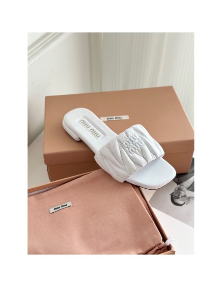 Cheap Reps Miu Miu Womens Slides in White Matelasse Nappa Leather