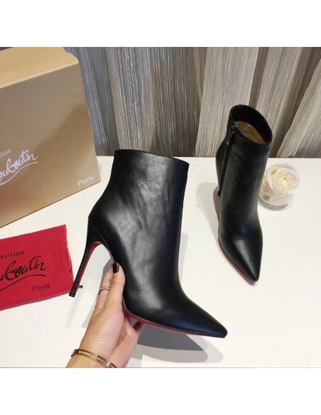 Cheap Reps Christian Louboutin So Kate Booty 100MM In Black Leather