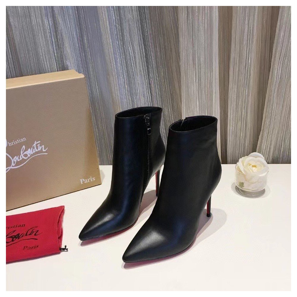 Cheap Reps Christian Louboutin So Kate Booty 100MM In Black Leather