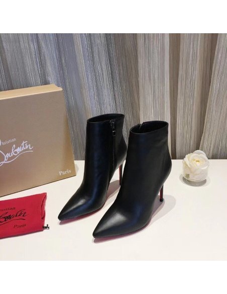 Cheap Reps Christian Louboutin So Kate Booty 100MM In Black Leather