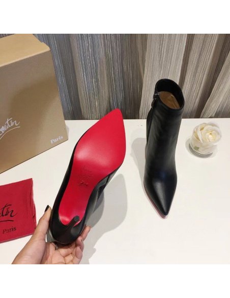 Cheap Reps Christian Louboutin So Kate Booty 100MM In Black Leather
