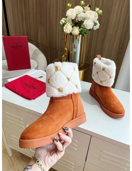 Cheap Reps Valentino Roman Stud Quilted Ankle Boot in Suede Leather and Wool