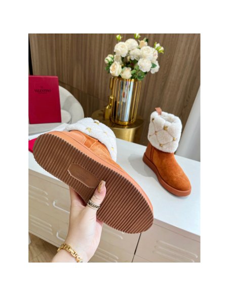 Cheap Reps Valentino Roman Stud Quilted Ankle Boot in Suede Leather and Wool