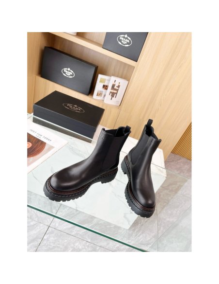 Cheap Reps Prada Chelsea Boots in Black Leather
