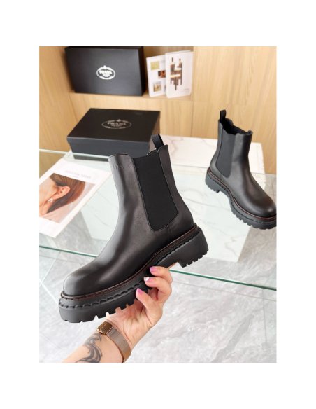 Cheap Reps Prada Chelsea Boots in Black Leather