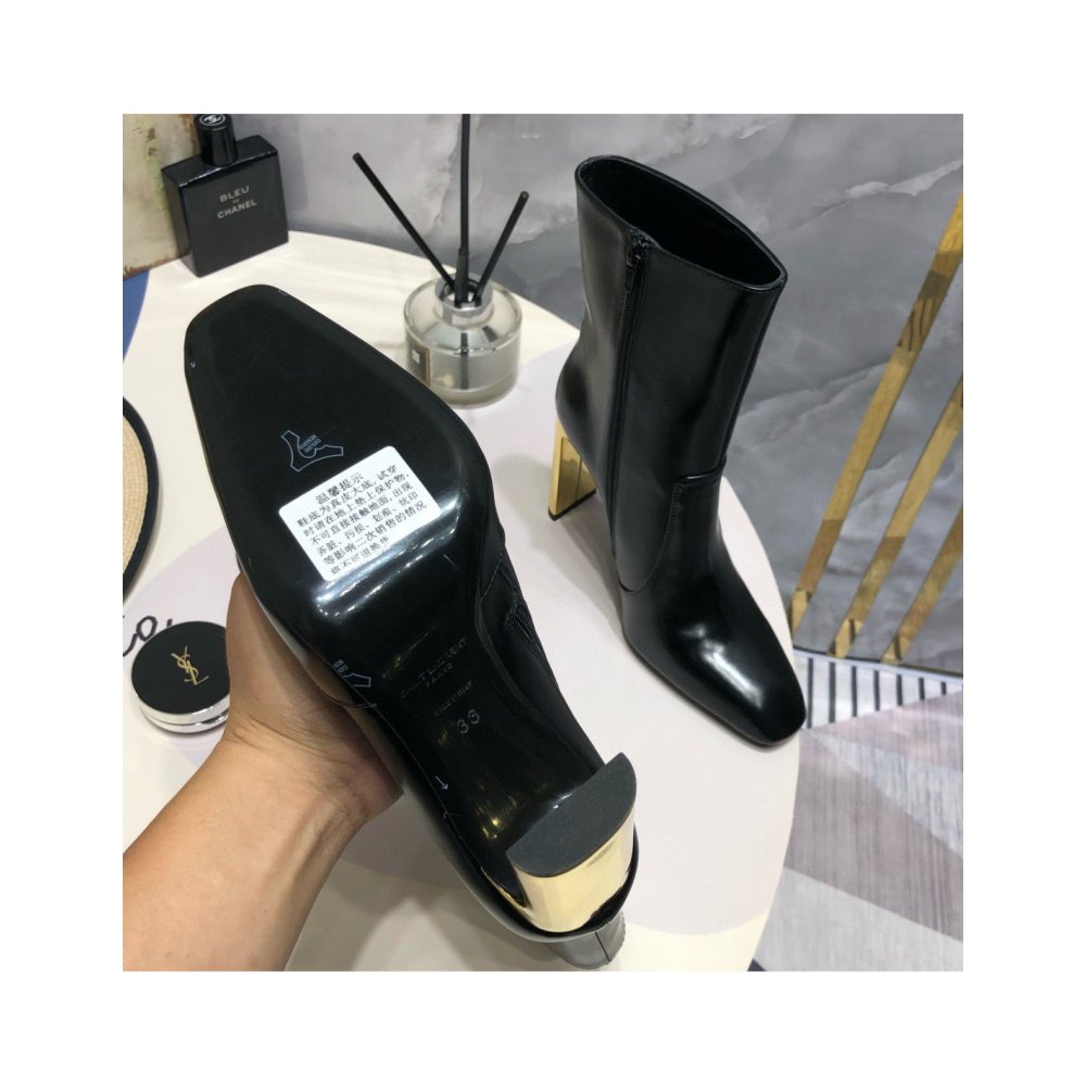 Cheap Reps Saint Laurent Auteuil Ankle Boots in Black Glazed Leather