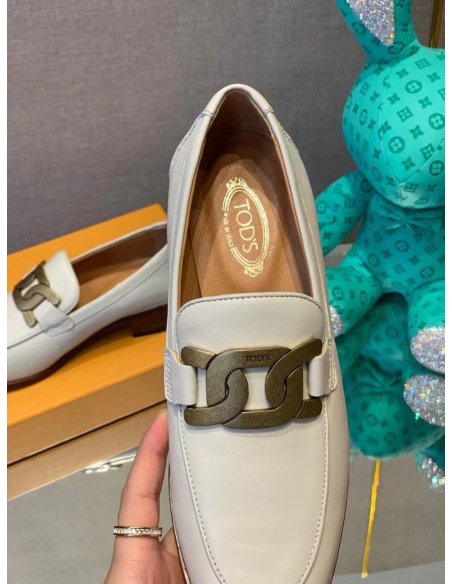 Cheap Reps Tods Womens Cuoio Loafers In White Calfskin