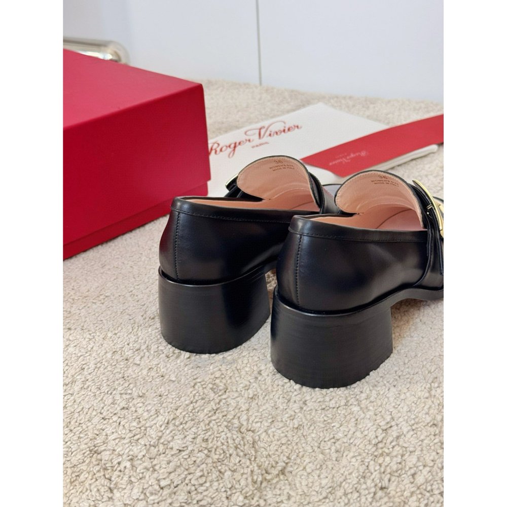 Cheap Reps Roger Vivier Viv Rangers Metal Buckle Loafers in Black Leather