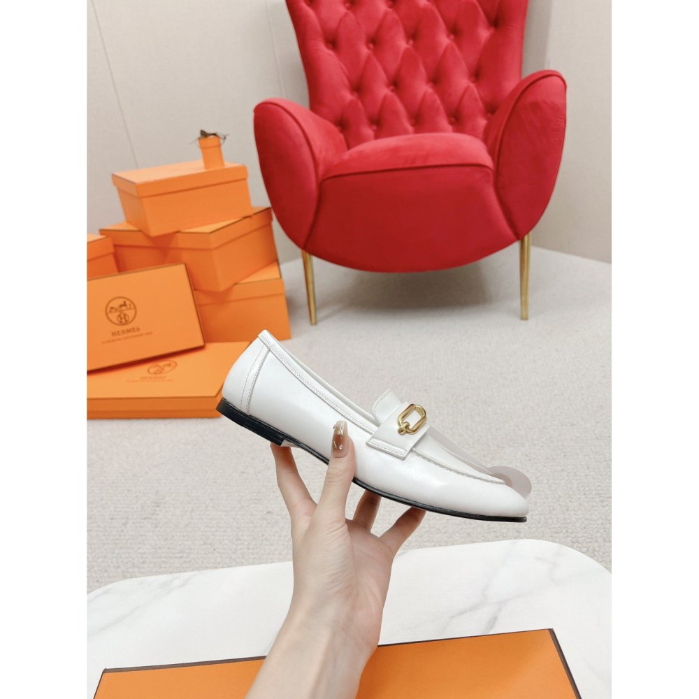 Cheap Reps Hermes Womens Colette Loafers in White Leather