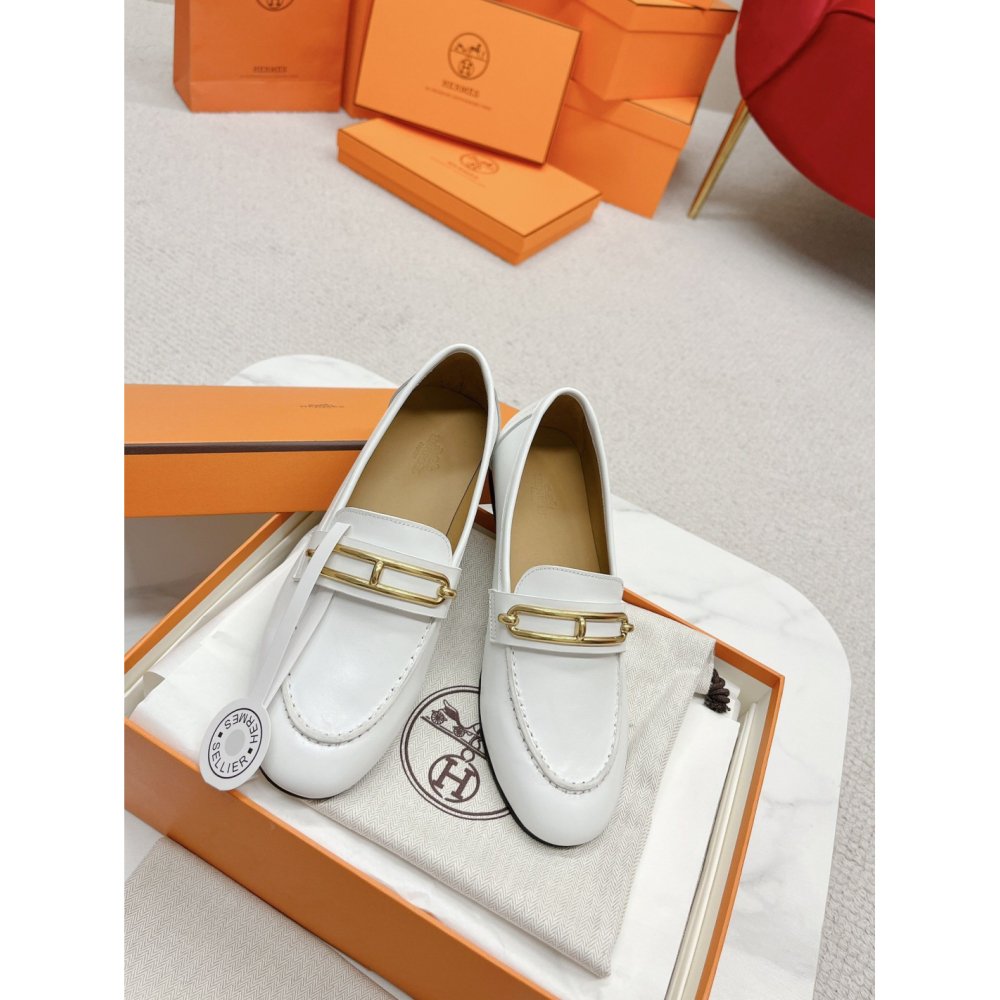 Cheap Reps Hermes Womens Colette Loafers in White Leather
