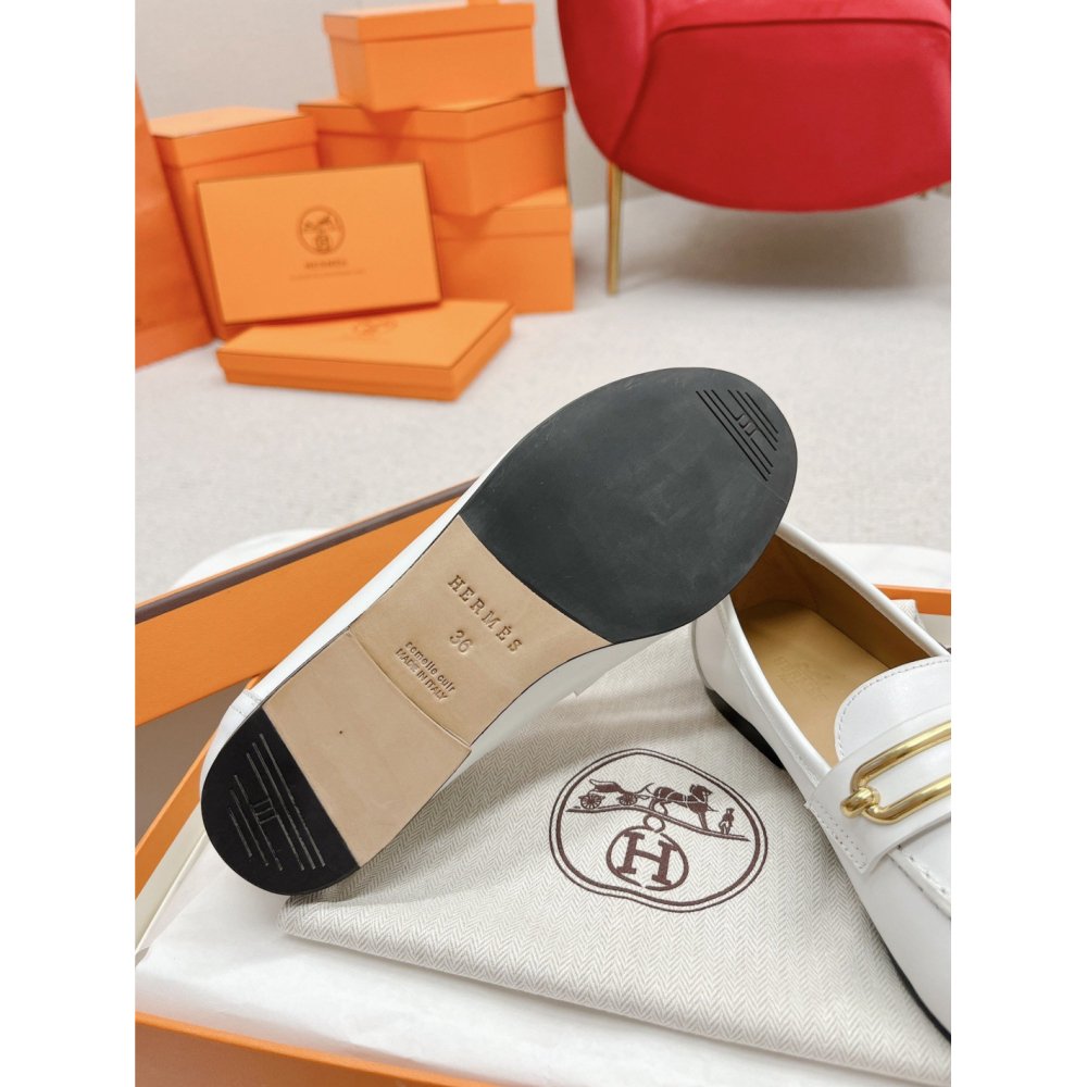 Cheap Reps Hermes Womens Colette Loafers in White Leather