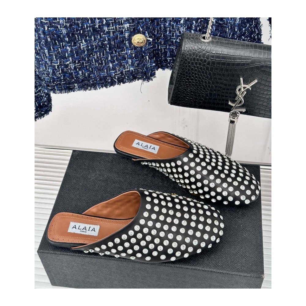 Cheap Reps Alaia Mules in Black Lambskin with Strass