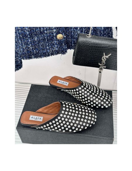 Cheap Reps Alaia Mules in Black Lambskin with Strass