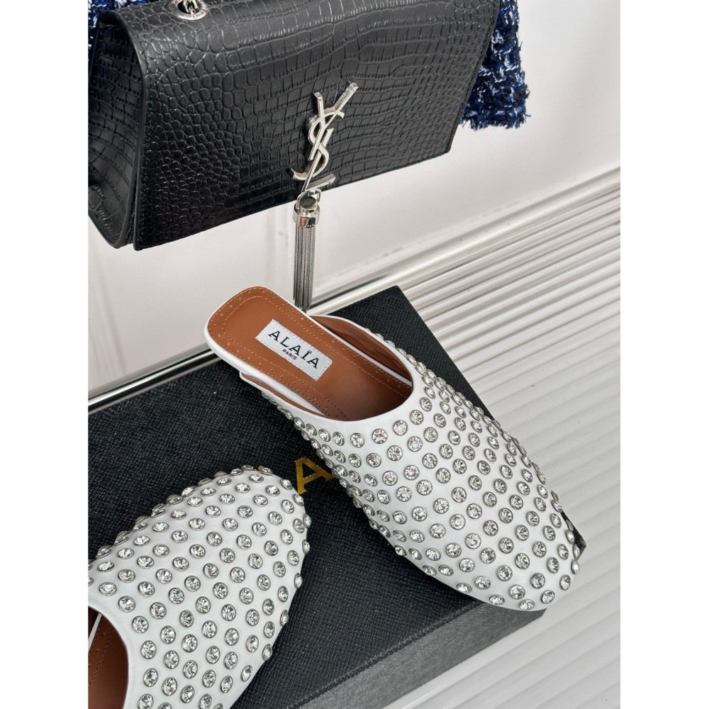 Cheap Reps Alaia Mules in White Lambskin with Strass