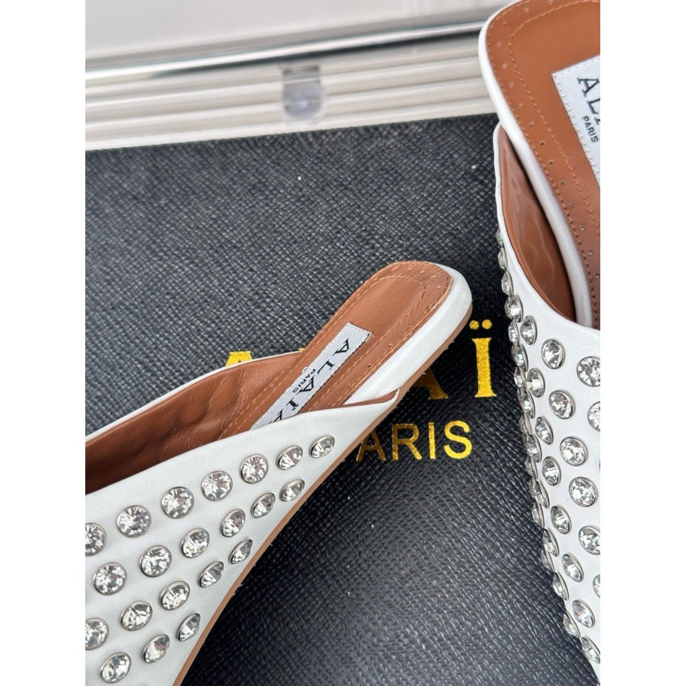 Cheap Reps Alaia Mules in White Lambskin with Strass