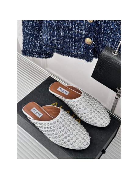 Cheap Reps Alaia Mules in White Lambskin with Strass