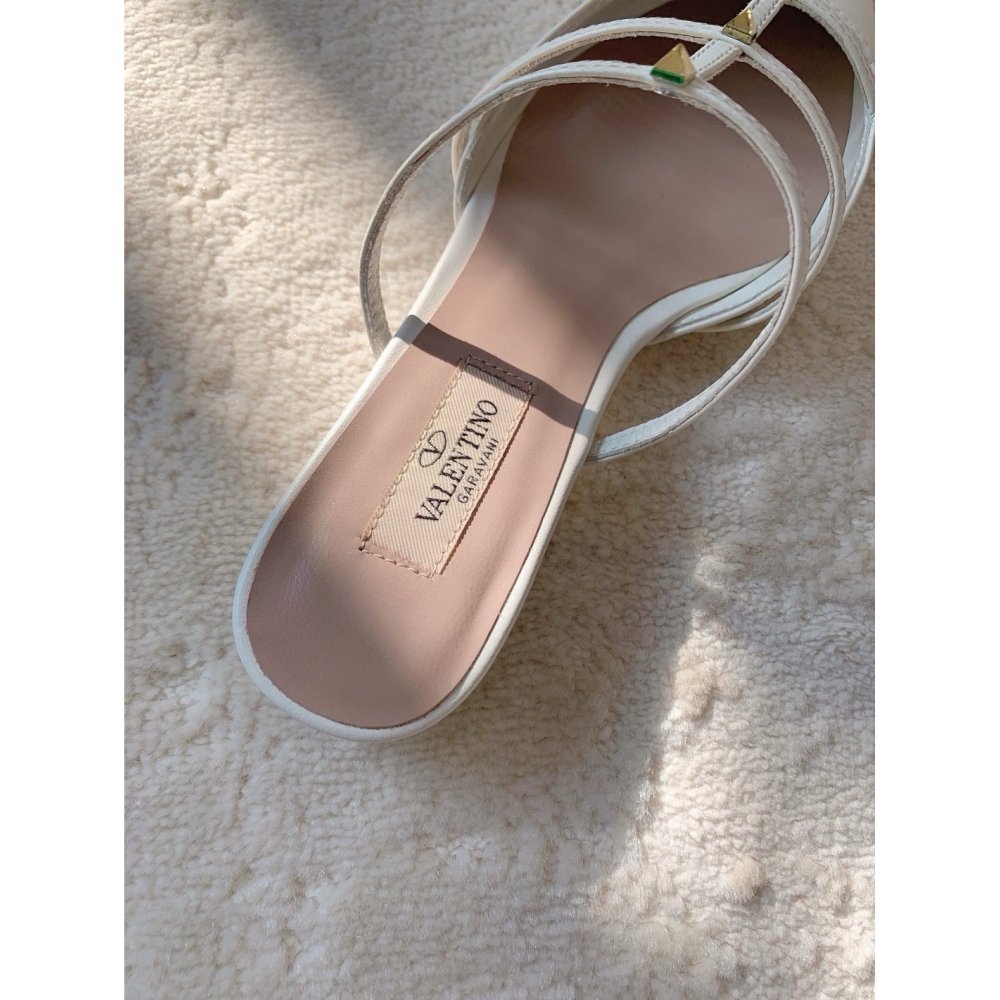 Cheap Reps Valentino Rockstud Wispy Mules in White Leather