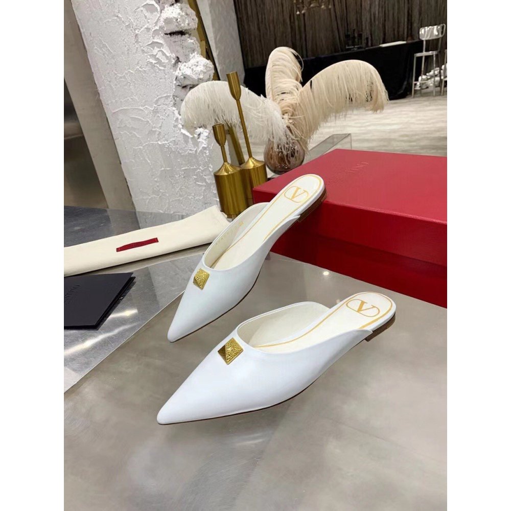 Cheap Reps Valentino Roman Stud Flat Mules In White Calfskin