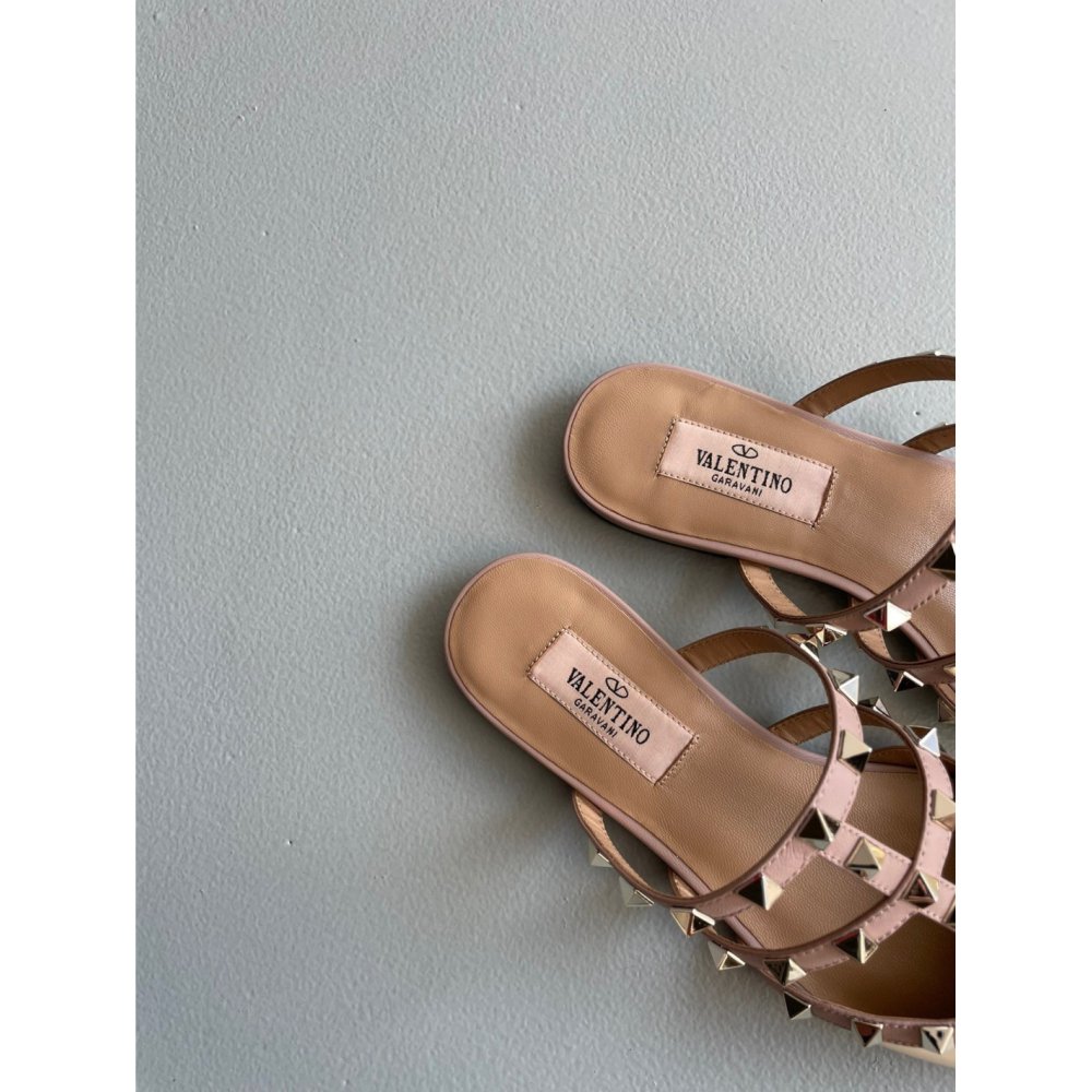 Cheap Reps Valentino Rockstud Flat Mules In White Patent Leather