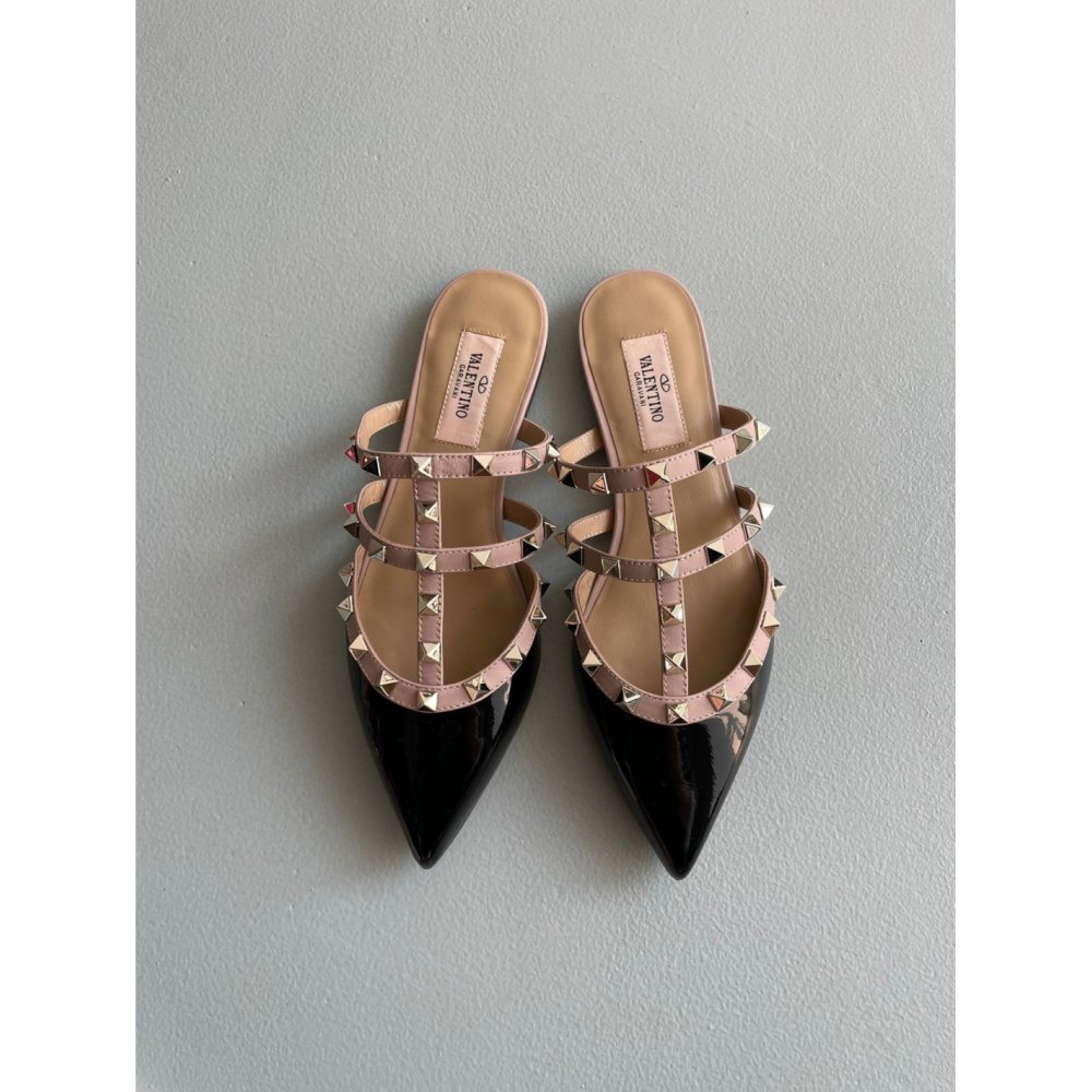 Cheap Reps Valentino Rockstud Flat Mules In Black Patent Leather