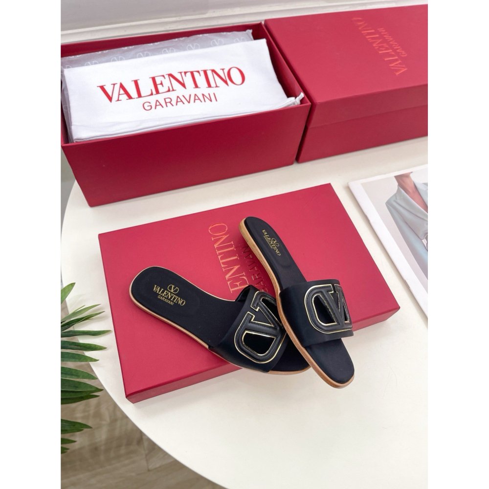 Cheap Reps Valentino VLogo Cut-out Slide Sandals in Black Leather
