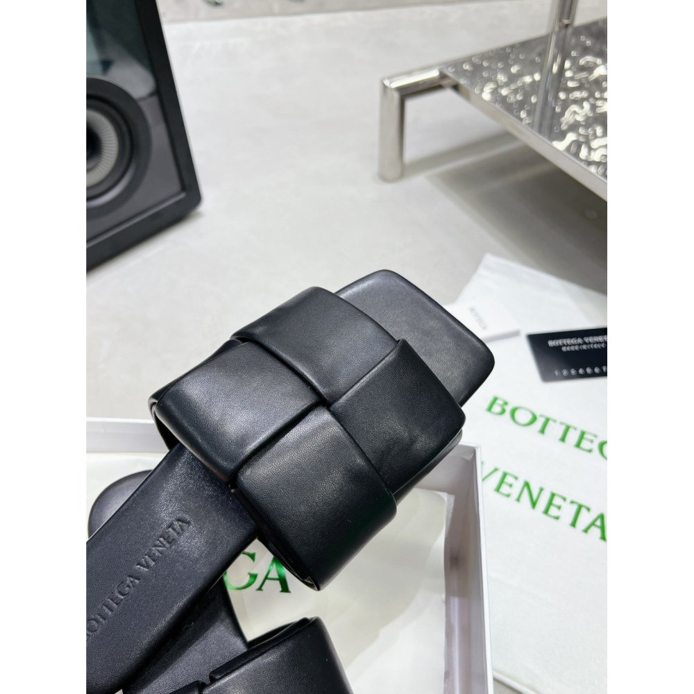 Cheap Reps Bottega Veneta Patch Flat Slides In Black Lambskin