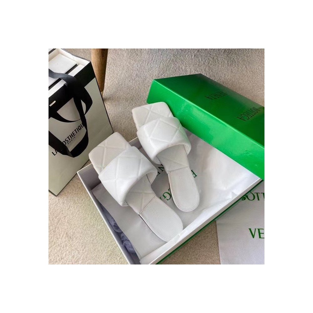 Cheap Reps Bottega Veneta Rubber Lido Slides In White Lambskin