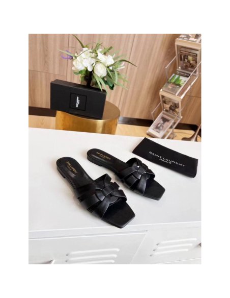 Cheap Reps Saint Laurent Tribute Slides In Black Calfskin
