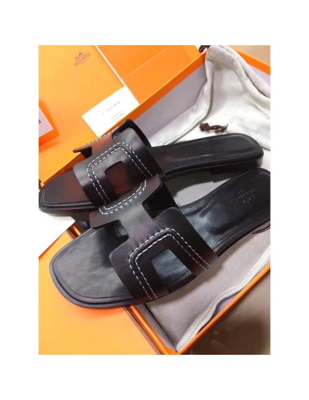 Cheap Reps Hermes Oran Slide Sandals In Black Leather With Stitched