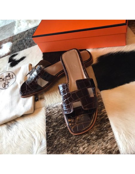 Cheap Reps Hermes Oran Slide Sandals In Burgundy Shiny Niloticus Crocodile Skin